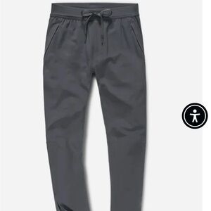 Ten Thousand interval pant IRON color